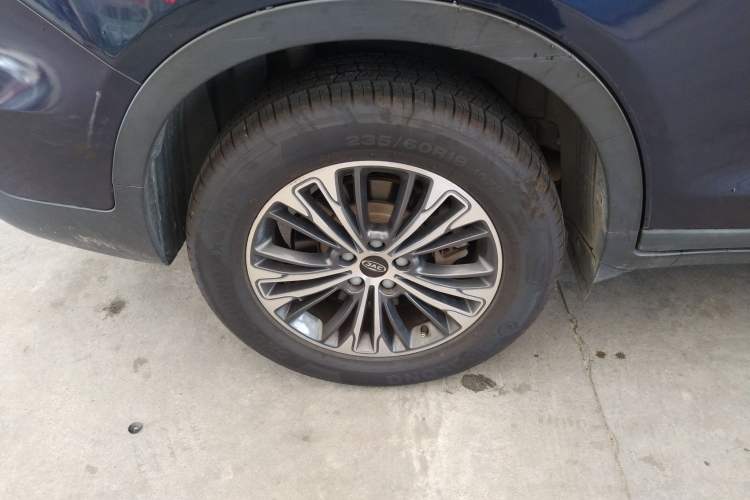 Used JAC Refine S7 2018 Super Edition 251T Automatic Supreme 5-Seater Right Rear Wheel Hub