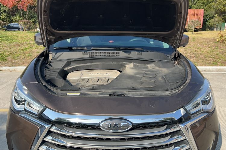 Used JAC Refine S7 2018 Super Edition 251T Automatic Supreme 5-Seater Engine Bay