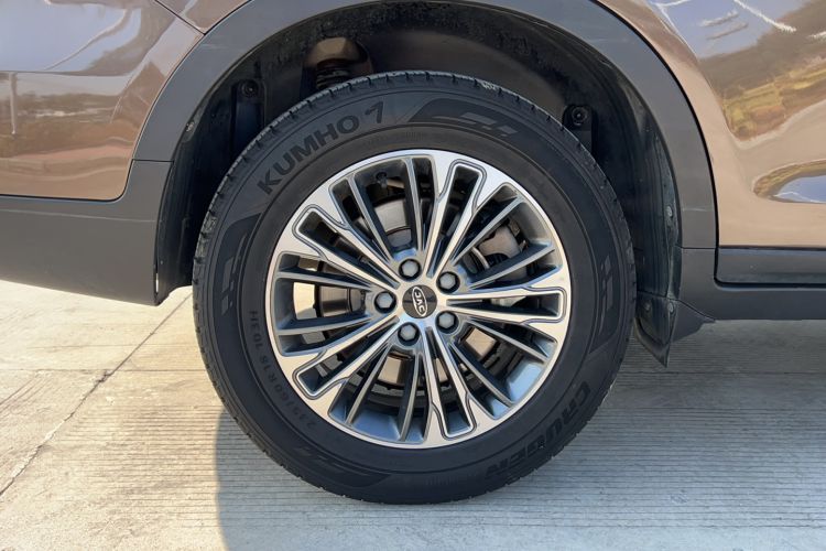 Used JAC Refine S7 2018 Super Edition 251T Automatic Supreme 5-Seater Right Rear Wheel Hub