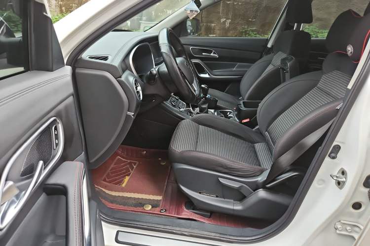 Used JAC Refine S7 2018 Sport Edition 1.5T Manual Comfort Model 5 Seats Driver Seat