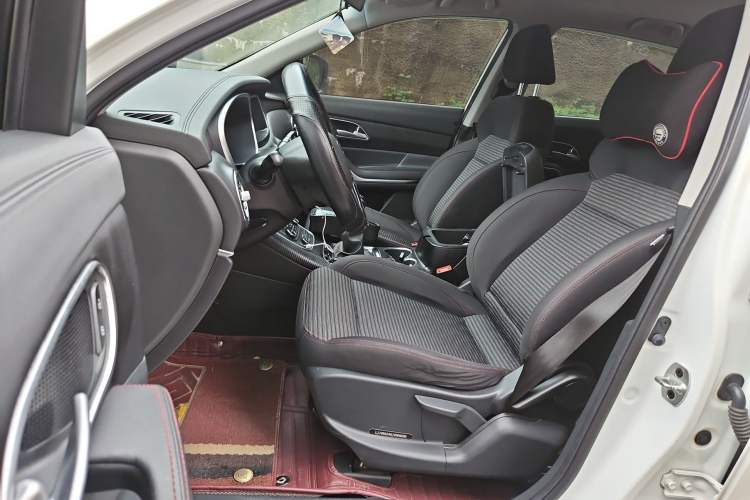Used JAC Refine S7 2018 Sport Edition 1.5T Manual Comfort Model 5 Seats Left Front Seat