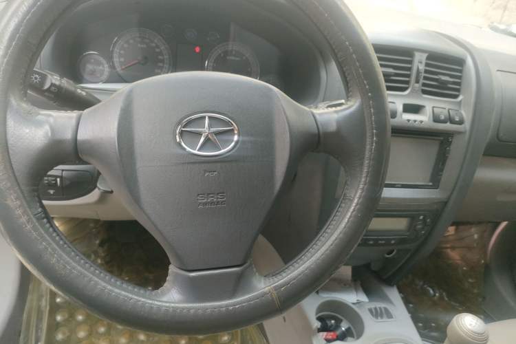 Used JAC Rein 2011 1.9T Two-Wheel-Drive Diesel Luxury Edition Instrument Cluster