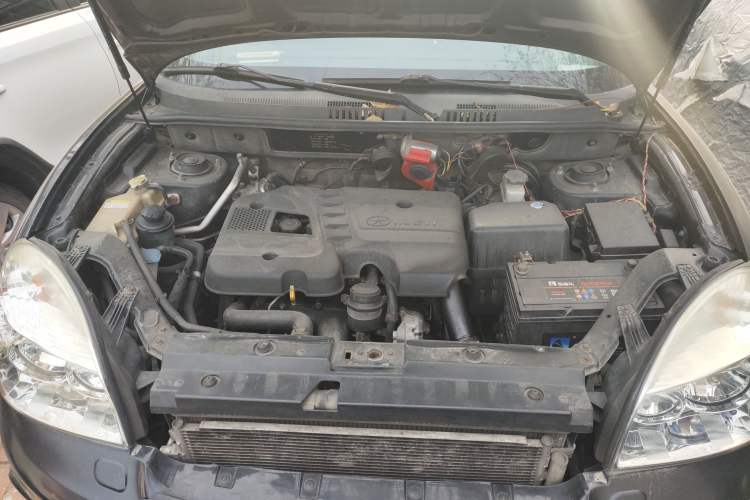 Used JAC Rein 2012 1.9 CTI Two-Wheel-Drive Diesel Classic Edition Engine Bay