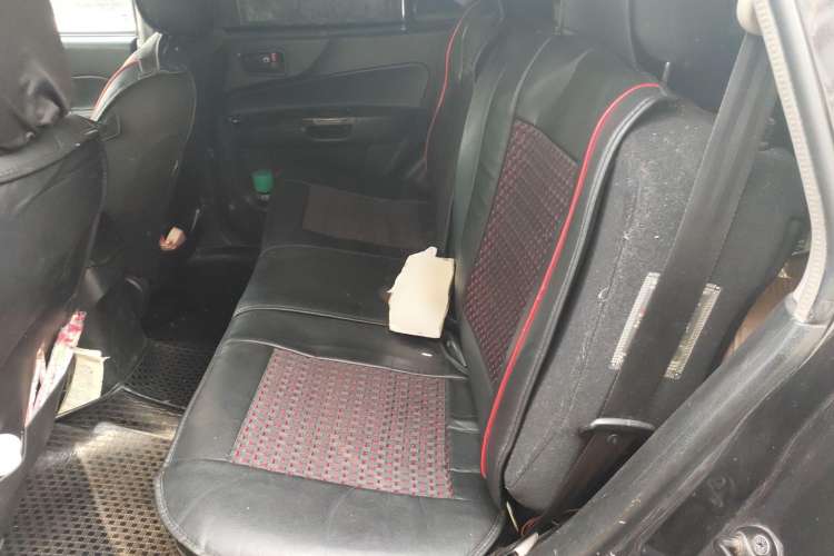 Used JAC Rein 2012 1.9 CTI Two-Wheel-Drive Diesel Classic Edition Left Rear Seat