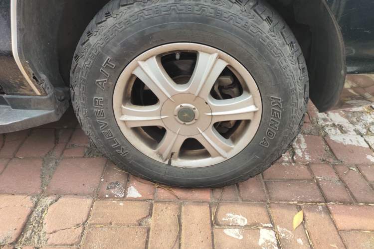 Used JAC Rein 2012 1.9 CTI Two-Wheel-Drive Diesel Classic Edition Right Front Wheel Hub