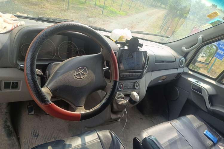 Used JAC Sunray 2013 1.9T 4-Series Star Express Center Console