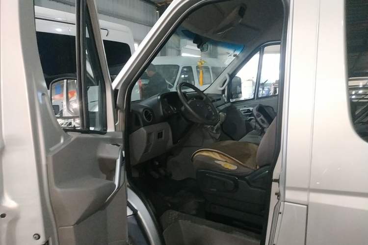 Used JAC Sunray 2013 1.9T 4-Series Star Express Driver Seat