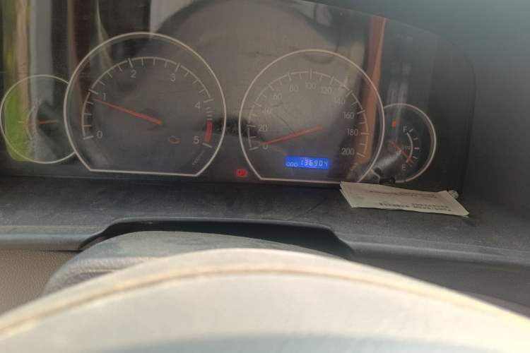 Used JAC Sunray 2013 1.9T 4-Series Star Express Odometer Close Up