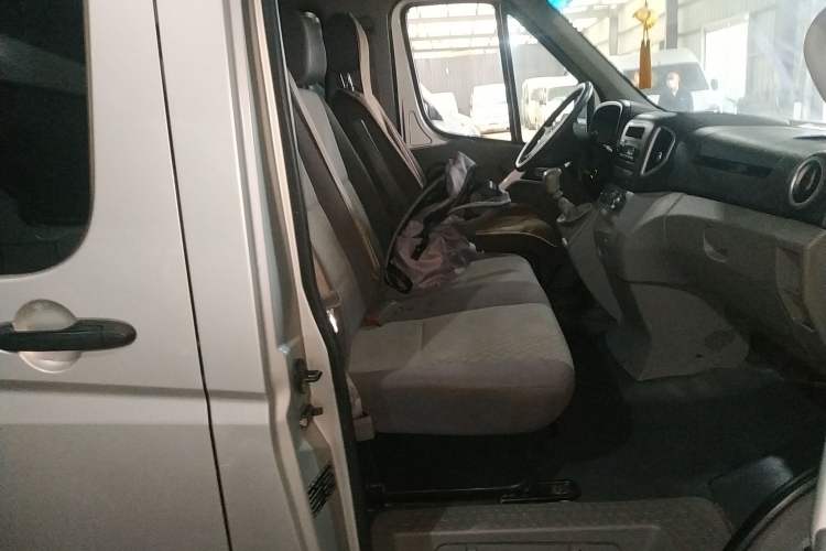 Used JAC Sunray 2013 1.9T 4-Series Star Express Right Front Seat