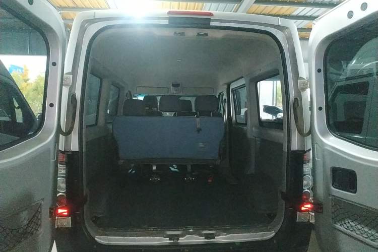 Used JAC Sunray 2013 1.9T 4-Series Star Express Trunk