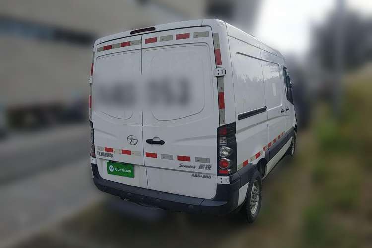 Used JAC Sunray 2019 1.9T Fuel-Efficient Platinum Edition 3-Seat Star Logistics Van Rear Right 45 Deg