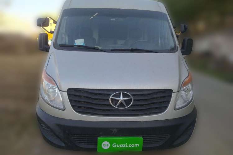 Used JAC Sunray 2021 2.0T Fuel-Efficient King Logistics Van Long Wheelbase D20TCIF1 Front