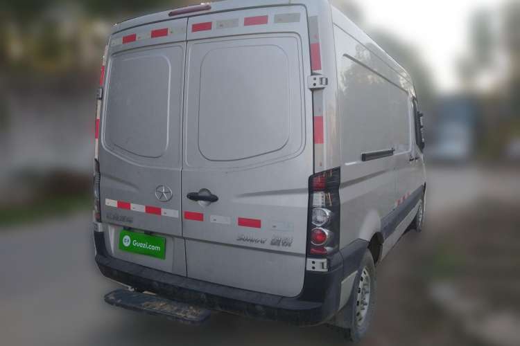 Used JAC Sunray 2021 2.0T Fuel-Efficient King Logistics Van Long Wheelbase D20TCIF1 Rear Right 45 Deg