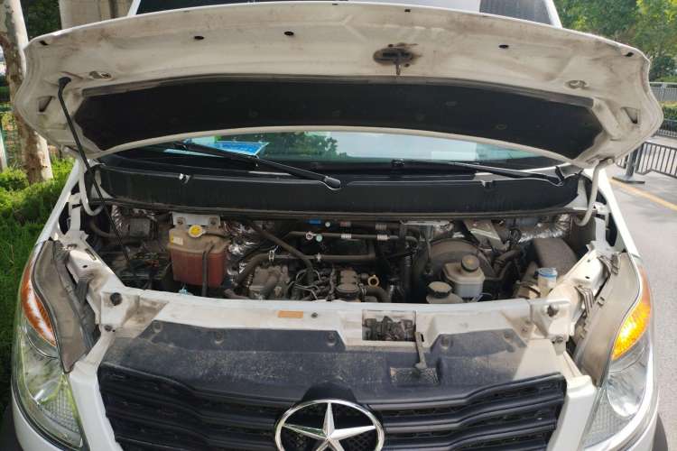 Used JAC Sunray 2021 2.2T Jieyunwang Commercial & Travel M1 Class Non-Commercial Comfort Edition Engine Bay