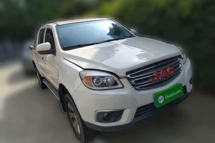 Used JAC T6 2017 2.0T Diesel China V Luxury Edition HFC4DB2-1D1 Front Right 45 Deg