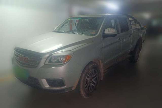 Used JAC T6 2018 2.0T Diesel China V Standard Four-Wheel Drive Luxury Version with Extended Wheelbase HFC4DB2-1D1