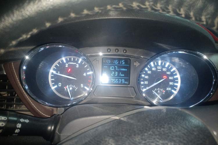 Used JAC T6 2018 2.0T Diesel China V Standard Four-Wheel Drive Luxury Version with Extended Wheelbase HFC4DB2-1D1 Instrument Cluster