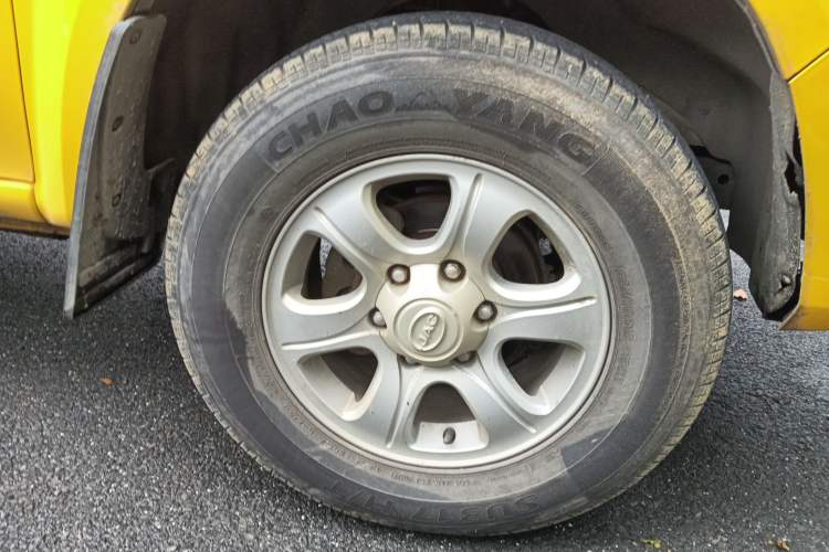 Used JAC V7 2018 2.0T Two-Wheel-Drive Comfort Version with Long Wheelbase D19TCIE13 Right Front Wheel Hub