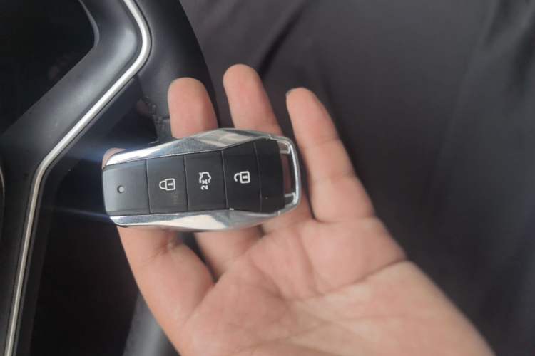 Used JAC X8 E 2024 Joyful Edition 7-Seater Interior 1