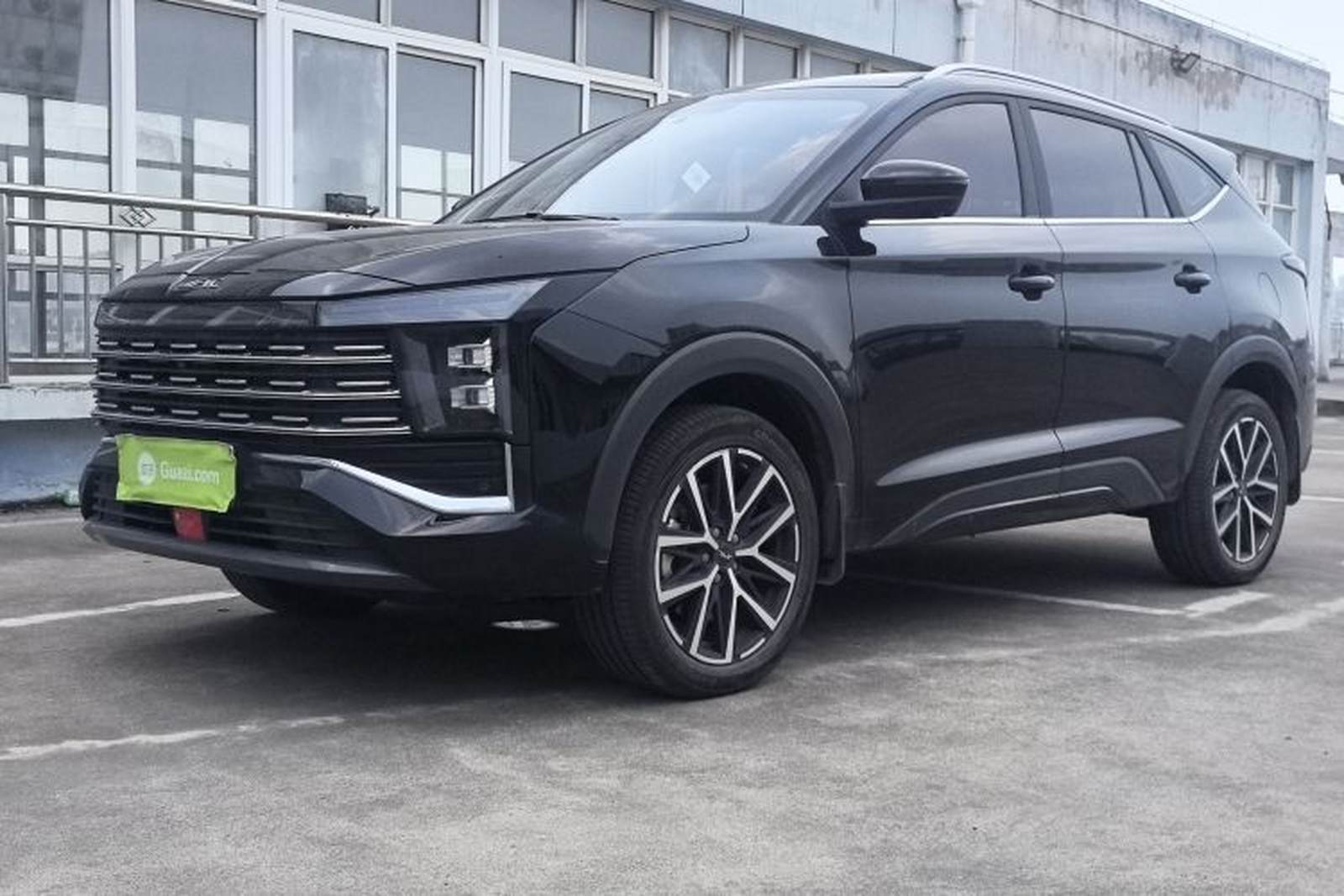 Фото JAC с площадки