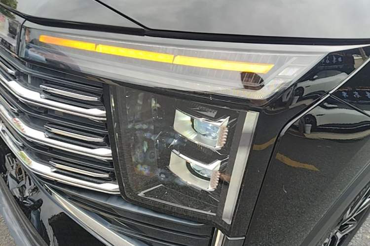 Used JAC X8 E 2024 Jiaxing Edition 7-Seater Left Front Headlight