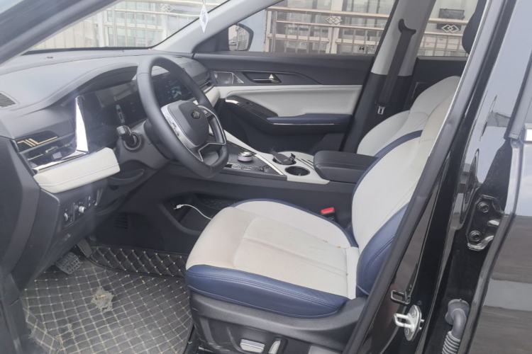 Used JAC X8 E 2024 Joyful Edition 7-Seater Left Front Seat