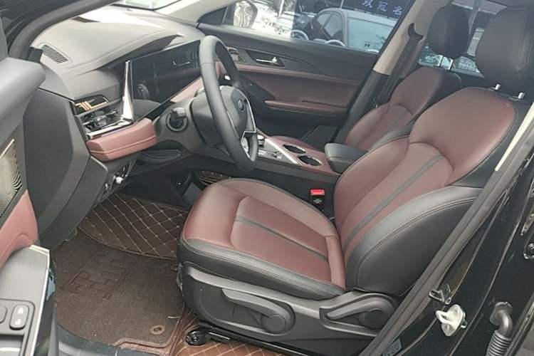 Used JAC X8 E 2024 Jiaxing Edition 7-Seater Left Front Seat