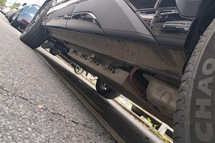 Used JAC X8 E 2024 Jiaxing Edition 7-Seater Left Side Sill