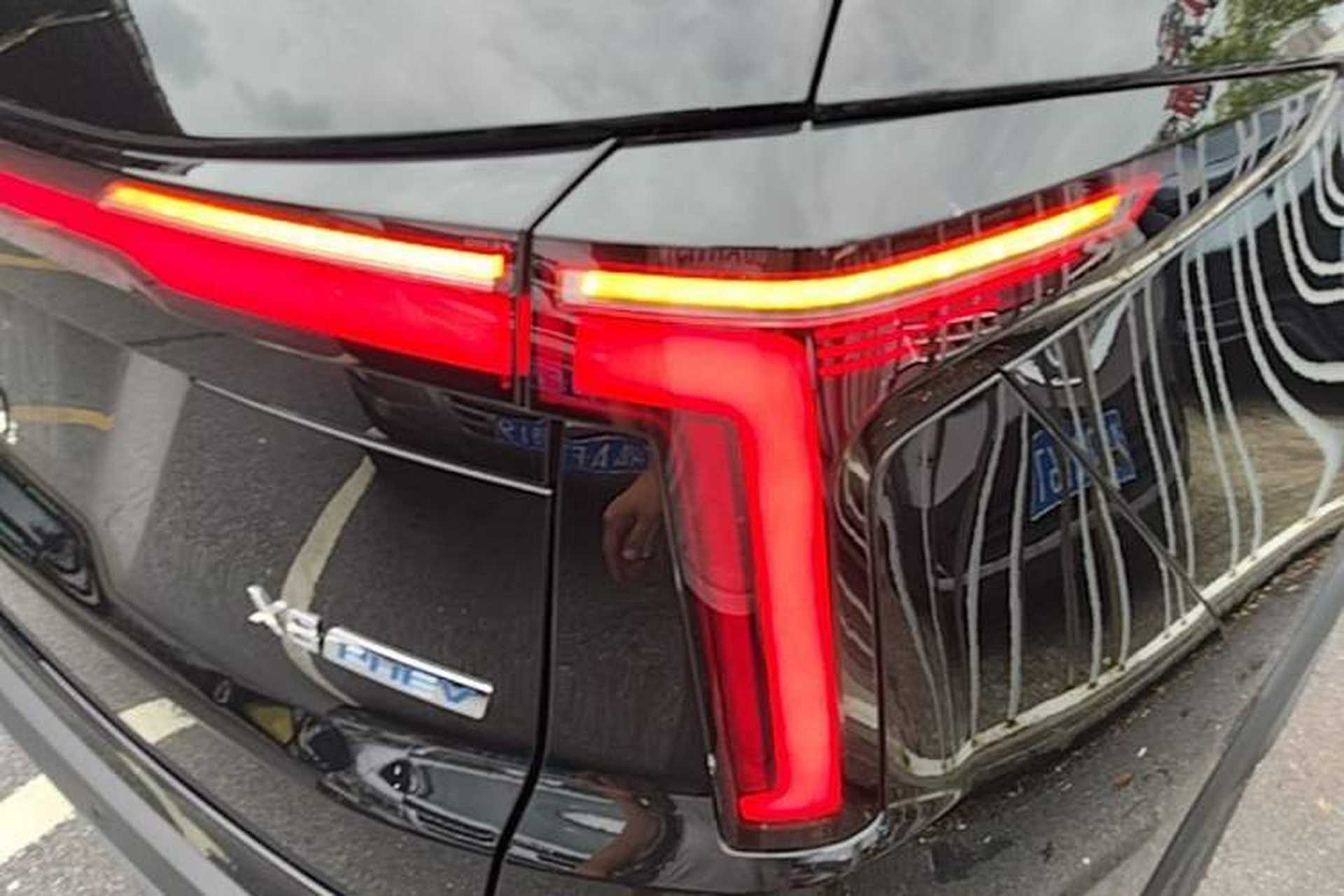 Used JAC X8 E 2024 Jiaxing Edition 7-Seater Right Rear Taillight