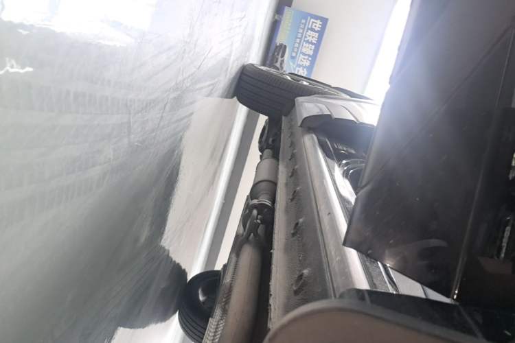 Used JAC X8 E 2024 Joyful Edition 7-Seater Right Side Sill