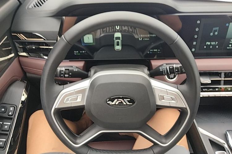 Used JAC X8 E 2024 Jiaxing Edition 7-Seater Steering Wheel
