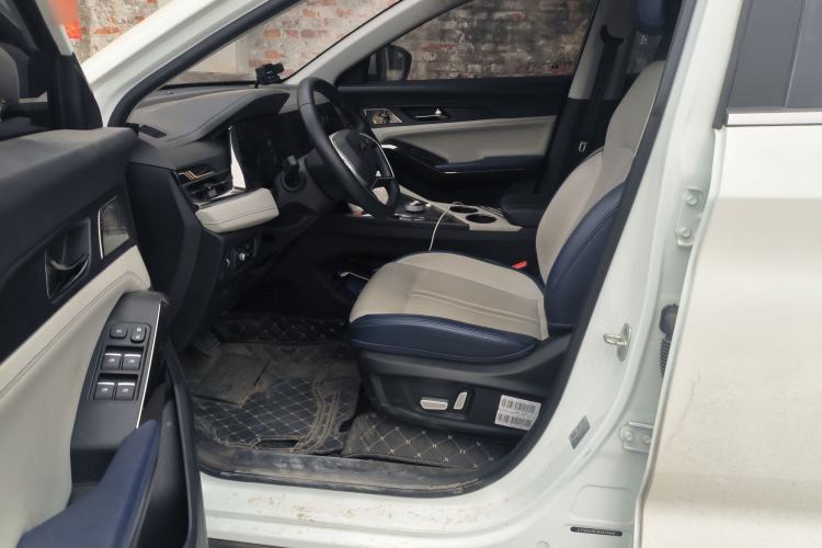 Used JAC X8 E 2024 Joyful Edition 7-Seater Left Front Seat