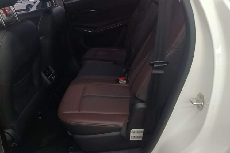 Used JAC X8 E 2024 Jiaxing Edition 7-Seater Left Rear Seat