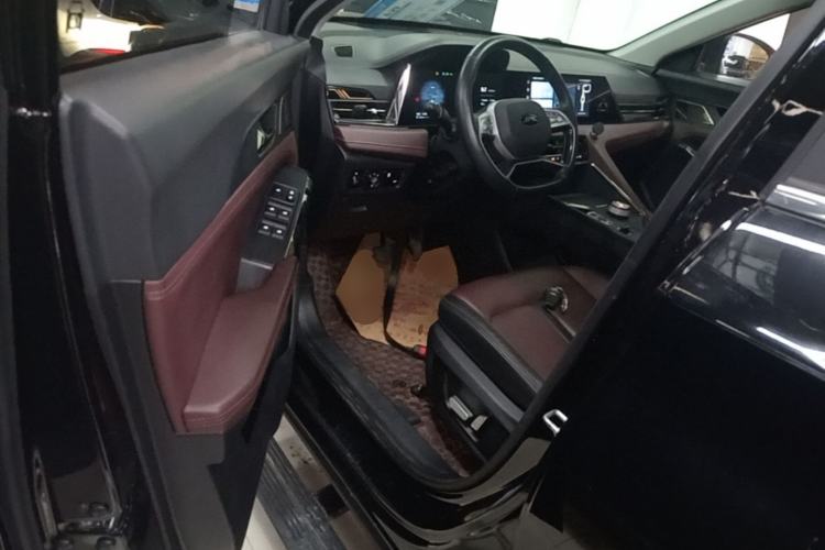 Used JAC X8 PLUS 2024 1.5 TGDI DCT Smart Edition 7-Seater Left Front Seat