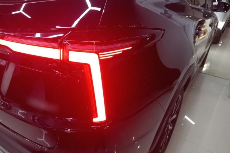 Used JAC X8 PLUS 2024 1.5 TGDI DCT Smart Edition 7-Seater Right Rear Taillight