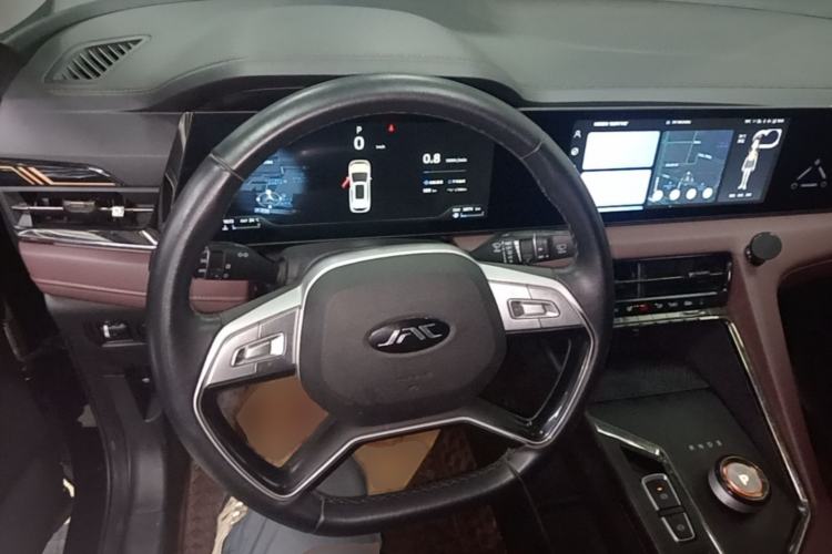 Used JAC X8 PLUS 2024 1.5 TGDI DCT Smart Edition 7-Seater Steering Wheel
