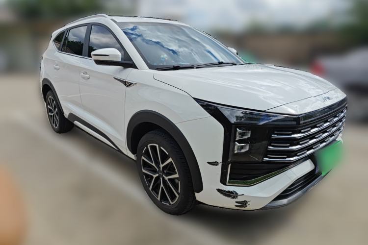 Used JAC X8 PLUS 2024 1.5 TGDI DCT ZhiJia Edition 7 Seats Front Right 45 Deg