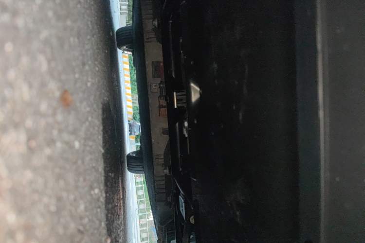 Used JAC Yiwei 3 2023 505km Air Chassis Front