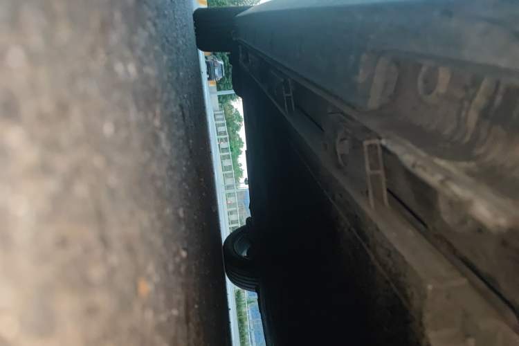 Used JAC Yiwei 3 2023 505km Air Chassis Front Right