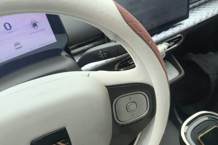 Used JAC Yiwei 3 2023 505km Air Gear Lever