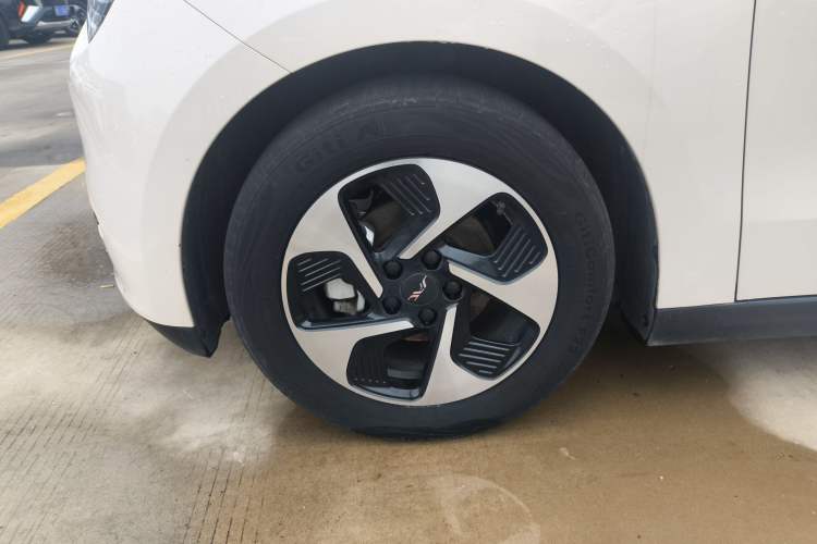 Used JAC Yiwei 3 2023 505km Air Left Front Wheel Hub