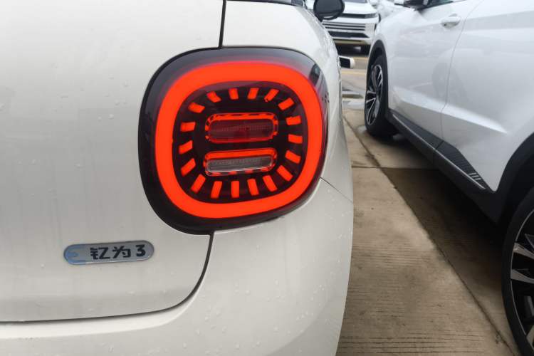 Used JAC Yiwei 3 2023 505km Air Right Rear Taillight