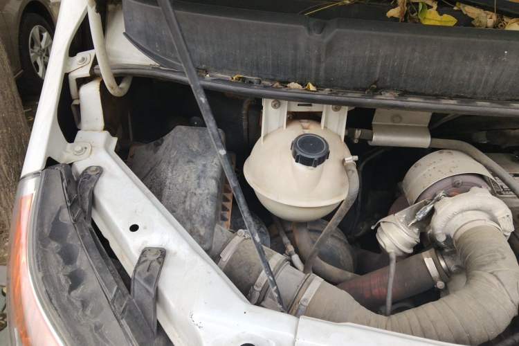 Used JAC Yiwei 3  Engine Bay Right