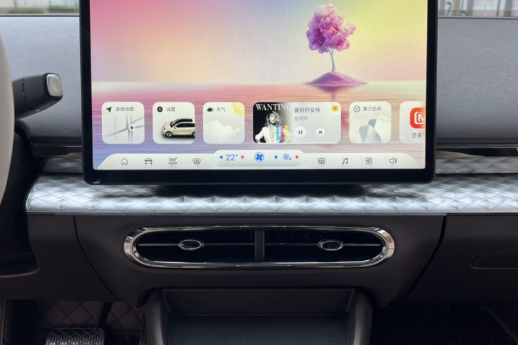 Used JAC Yiwei 3 2023 405km Pro Audio And AC Panel