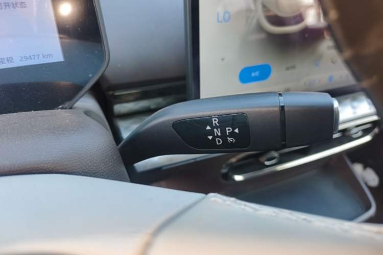 Used JAC Yiwei 3 2023 505km Pro Gear Lever
