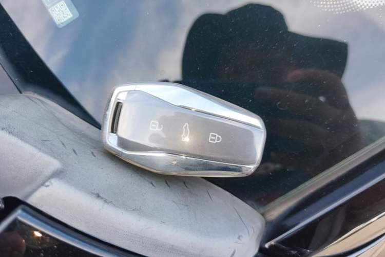 Used JAC Yiwei 3 2023 505km Pro Vehicle Key