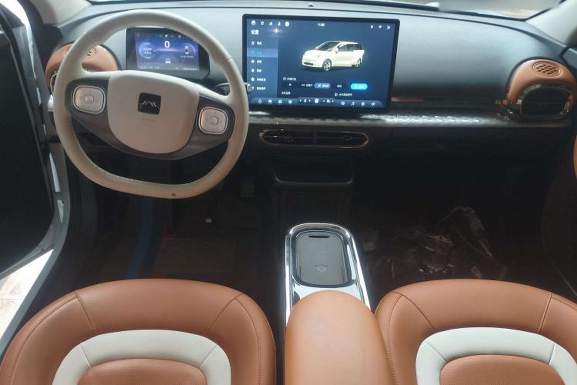 Used JAC Yiwei 3 2023 505km Pro Center Console