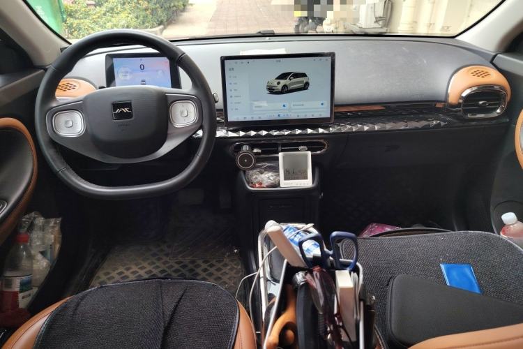Used JAC Yiwei 3 2023 505km Air Center Console