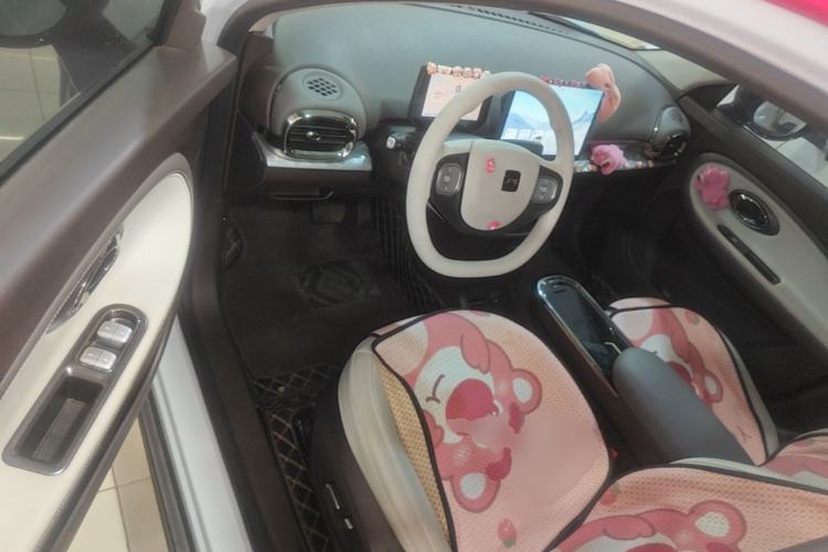 Used JAC Yiwei 3 2023 505km Air Driver Seat