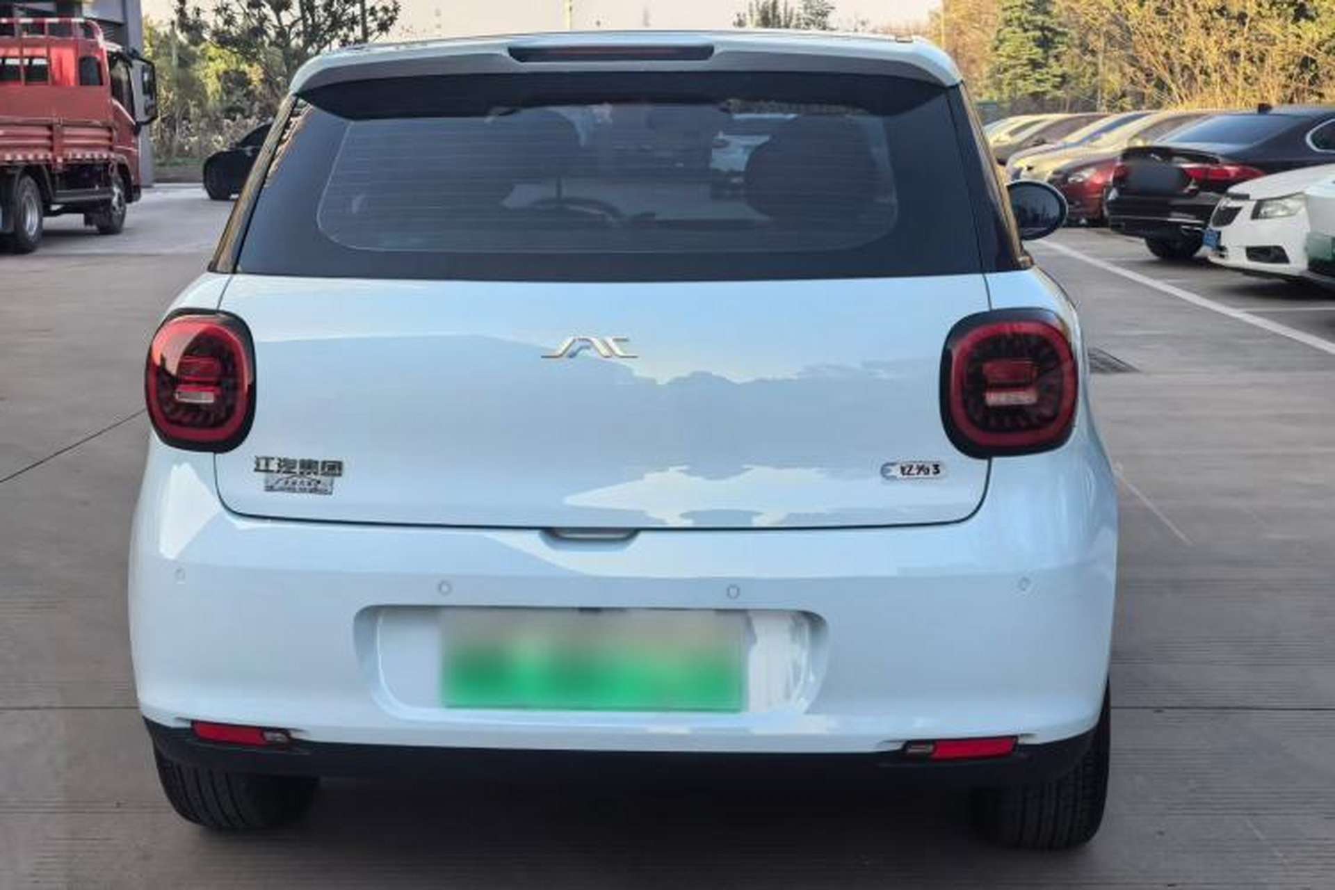 Used JAC Yiwei 3 2023 505 km Championship Edition Exterior 12